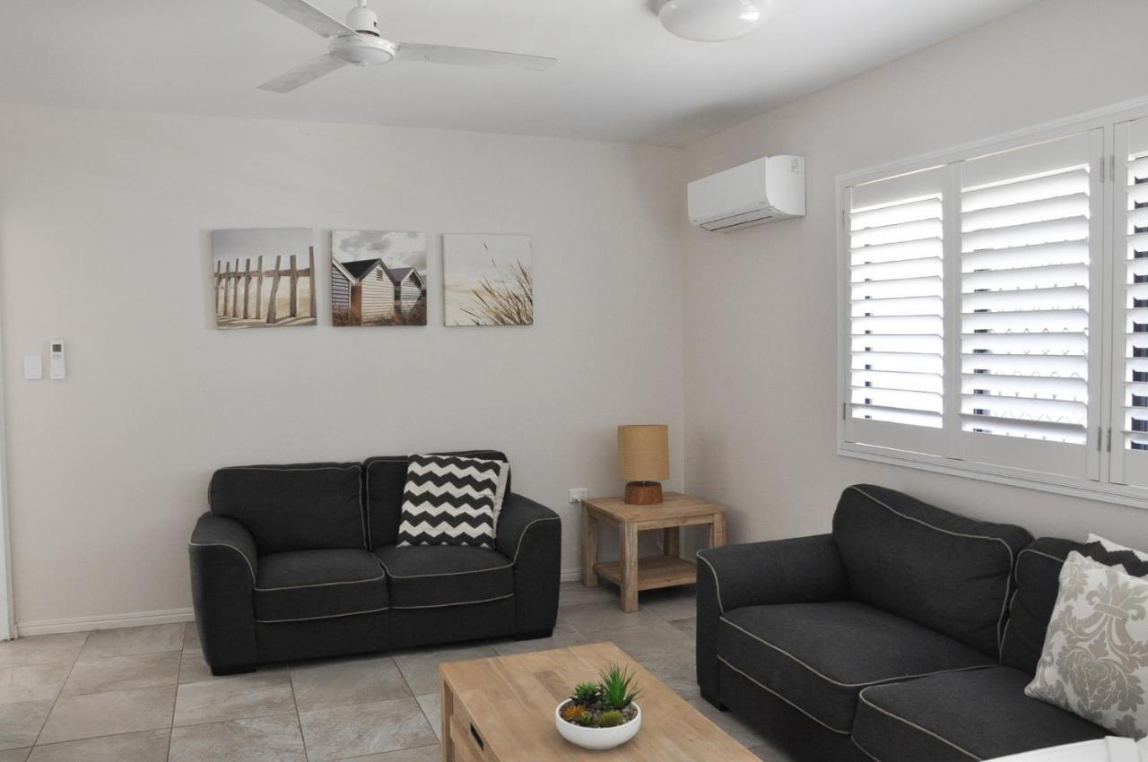Angelwaters Apartment ทาวน์วิล ภายนอก รูปภาพ
